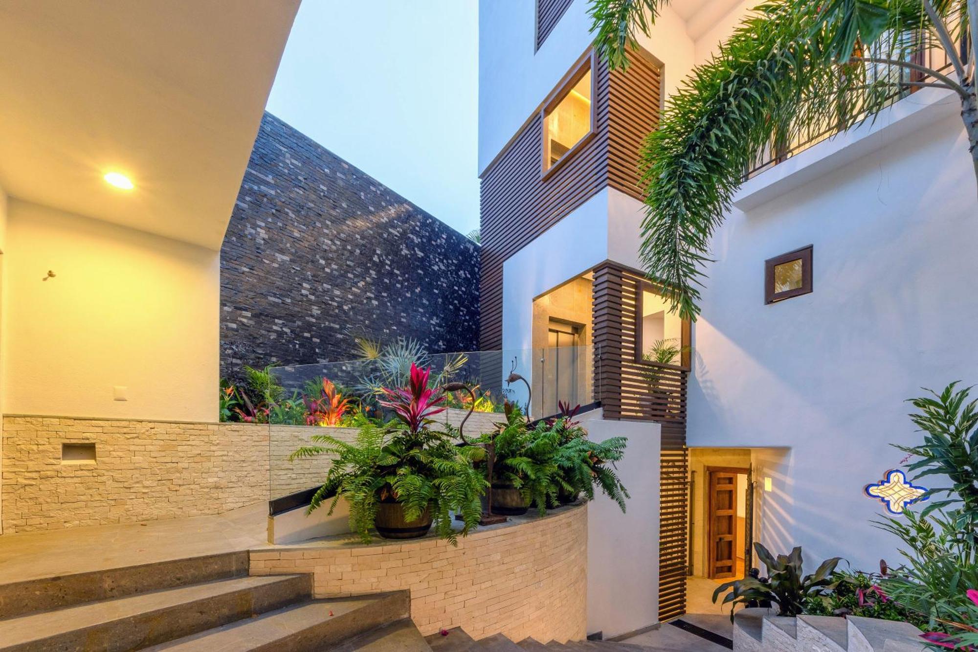 Divina Luxury Puerto Vallarta