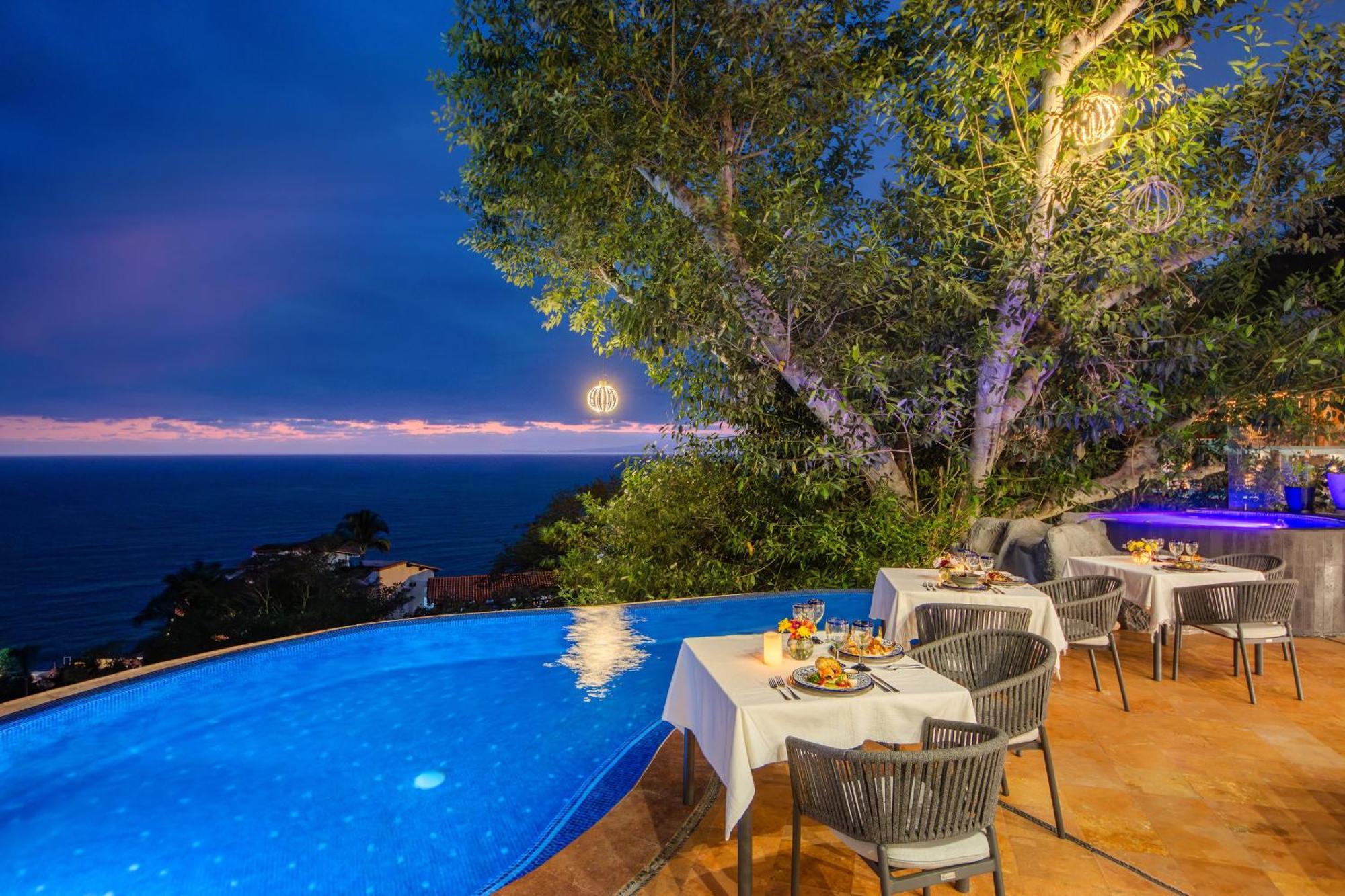 Hotel Divina Luxury