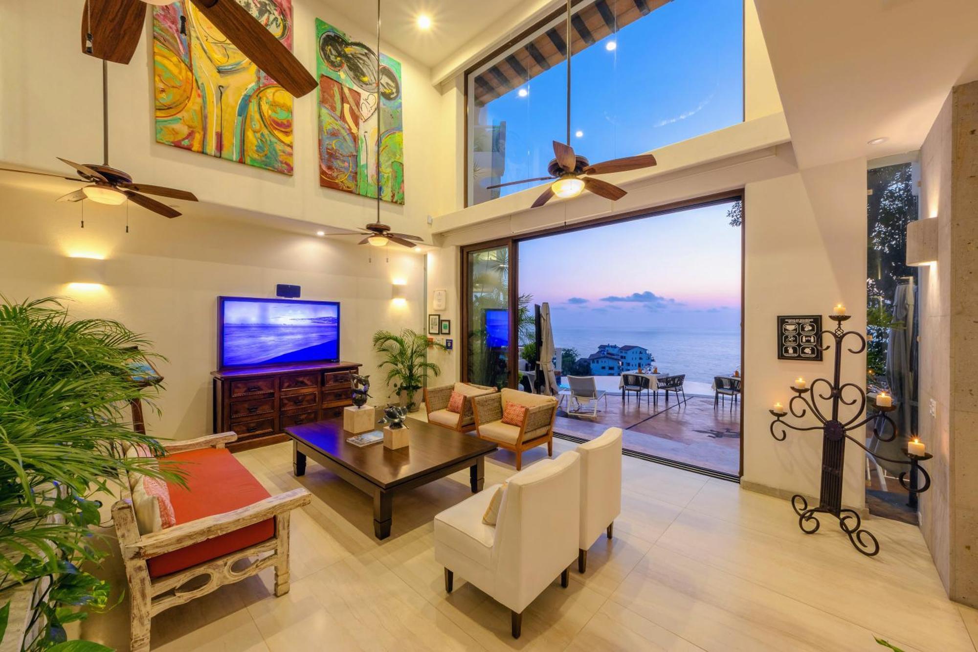 Divina Luxury